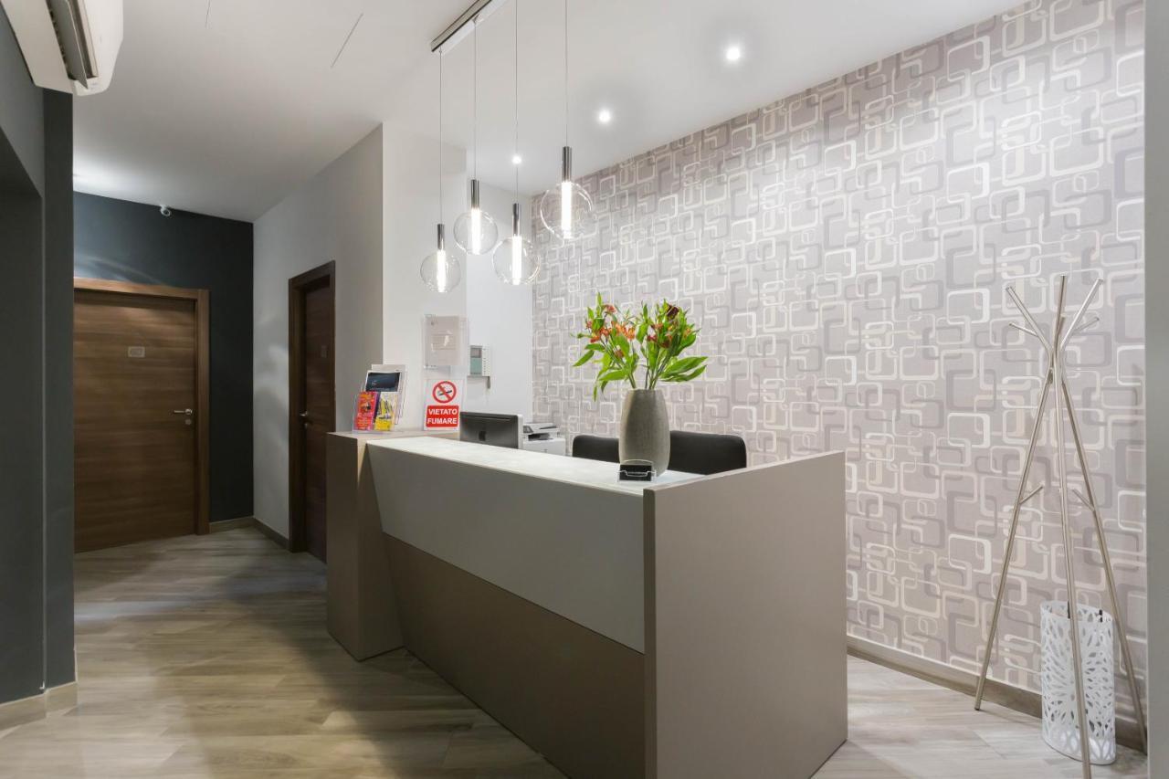Aparthotel Durini Μιλάνο Εξωτερικό φωτογραφία